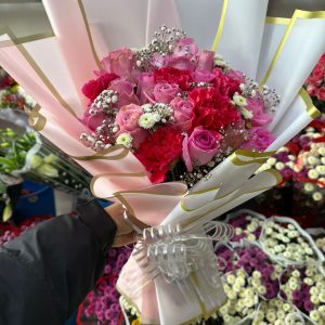 Pink Rose Bouquet With Gypsy